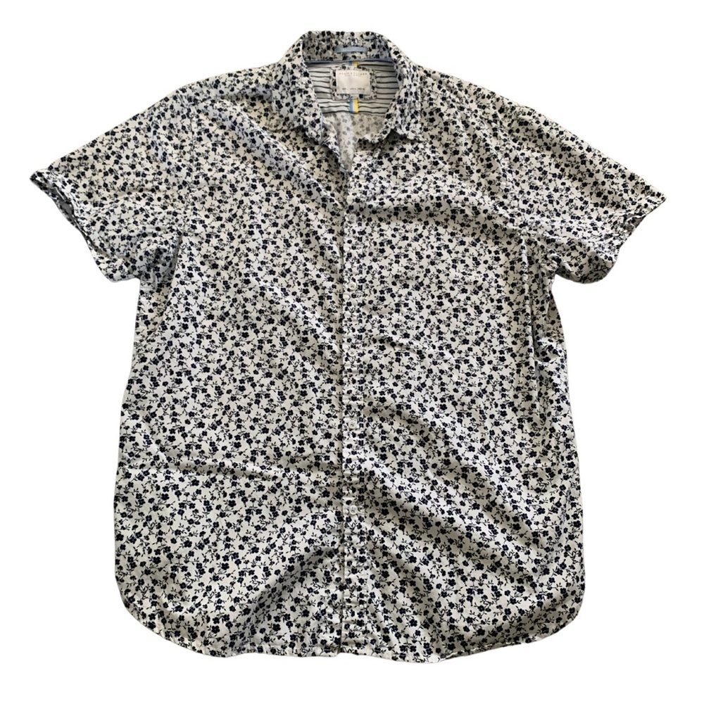 🤩 2 FOR $25 🤩- BUNDLE & SAVE Men’s Button up shirt